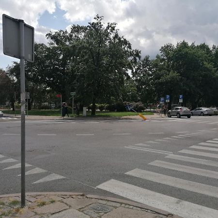 Hostel Tulip - Pokoj 7 Ze Wspolna Lazienka I Kuchnia シュチェチン エクステリア 写真