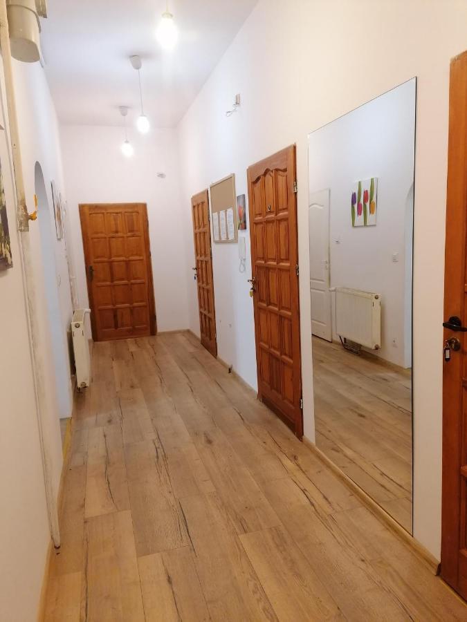 Hostel Tulip - Pokoj 7 Ze Wspolna Lazienka I Kuchnia シュチェチン エクステリア 写真